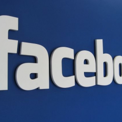 Facebook австралиялыктарга жаңылыктарды бөлүшүүгө уруксат берди