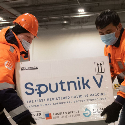 Президент Чехии попросил Путина о поставках вакцины 