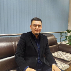 Төрөхан Жунусбеков: «Мыйзамды бузган соттордун өздөрүн соттош керек»