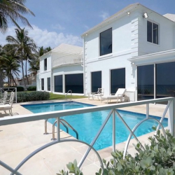 Трамп продает особняк на берегу океана за $49 млн