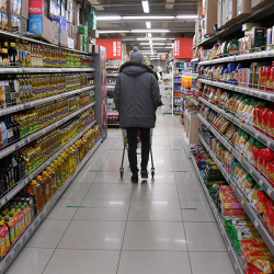 Министр: «Супермаркеттерде азык-түлүктүн баасы көтөрүлбөйт»