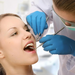 Как сэкономить на зубах? 5 лайфхаков в день стоматолога