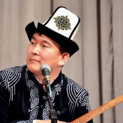 Акматов: «Маданияттын маанилүүлүгүн президент да, өкмөт да билбей жүрөт»