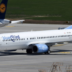 Иран жүргүнчү ташыган учакты алып качуу аракети болгонун билдирди