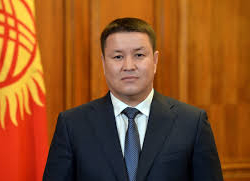 Талант Мамытов 8-март - аялдардын эл аралык күнү менен куттуктады