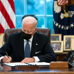 Джо Байден Иранга каршы санкциялар режимин узартты