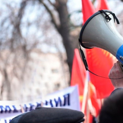 Шайлоодо кимдер үгүт иштерин жүргүзө албайт?