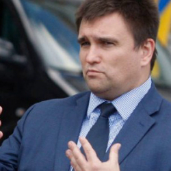 Орусия менен АКШнын ортосундагы кастыктын Украинага тийгизген терс таасири