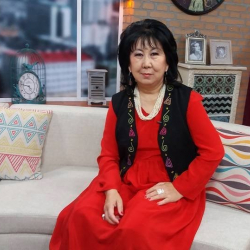 Сонунбүбү Кадырова: «Кыргыз итке минип калса да, өзүнө гана ишенген эл»