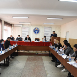 СҮРӨТ - Коомдук кеңеш Милициянын кайгуул кызматы башкармалыгынын жана ЖКККББнын Мониторинг борборунун ишмердүүлүгүн талкууга алды