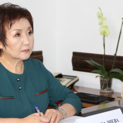 Коррупцияга айыпталган Жогорку соттун төрайымы Гүлбара Калиева кызматтан кетеби?