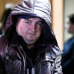 ВИДЕО - Кыргызстандык мигранттан пара алгандан кийин кесиптешин өлтүргөн прапорщик кандай жаза алды?