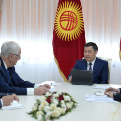 СҮРӨТ - Президент Азербайжандын Кыргызстандагы элчиси Гидаят Оруджевди кабыл алды