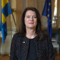 ЕККУнун төрайымы Өзбекстанга келет