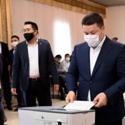 Төрага Талант Мамытов добуш берди