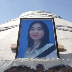 Улукбек Марипов навестит семью убитой Айзады