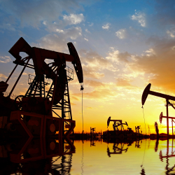 Цены на нефть растут на данных по экспорту и импорту Китая