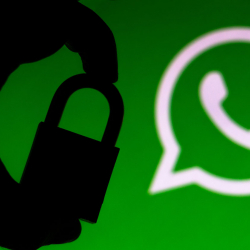 Пользователей WhatsApp предупредили об угрозе блокировки