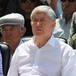 Сот Алмазбек Атамбаевдин абалын билүү үчүн экспертиза дайындады