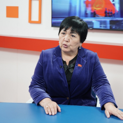 ВИДЕО - Карамат Орозова: “Баткенден кен байлыктардын түрү чыгат”