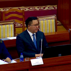 Кыргызстандыктар өткөн жылы эң көп даттанган мекеме-министрликтер кайсылар?