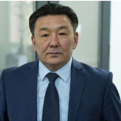 Руслан Эшимов: «Депортацияга кабылбаш үчүн документтерди тууралаш керек»