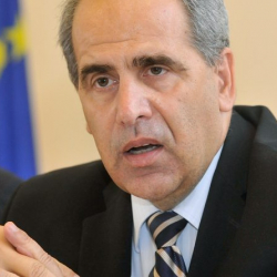 Руслан Казакбаев обсудил со спецпредставителем Евросоюза ситуацию на кыргызско-таджикской границе