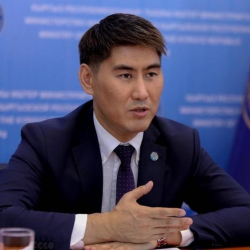 Чыңгыз Айдарбеков: 