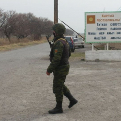 Милиция: Тажик жарандары кыргыз айылынын башчысын барымтадан бошото элек