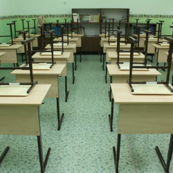 Таласта коронавирустан улам мектептин баары онлайн окууга өттү