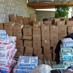 Баткенге 40 тонна гуманитардык жардам жөнөтүлдү