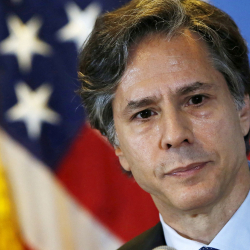 Блинкен: США хотят более стабильных отношений с Россией