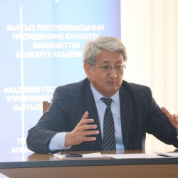 Алмазбек Акматалиев: «Кумтөрдө темирдей тартип жана буга чейинки технологиялык процесс так сакталышы керек»
