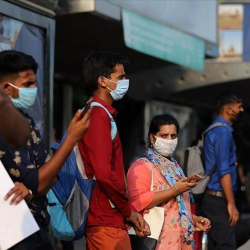 Индияда коронавирустан каза болгондордун рекорддук көрсөткүчү катталды