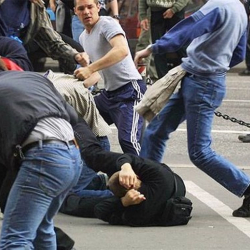 Москвада Кыргыз-Тажик жарандарынын ортосунда массалык мушташ чыкты