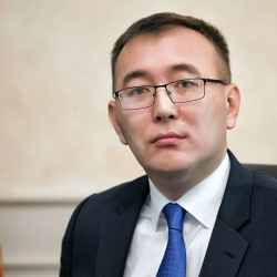 Глава Нацбанка болел COVID-19. Депутат не верит и требует справку