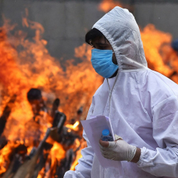 Индияны каптаган жаңы илдет: Жуктургандардын саны 9 миңден ашты