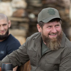 ВИДЕО - В соцсетях набирает обороты флешмоб 