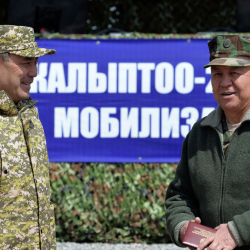 Өмүрбек Суваналиев: «Президенттин, министрлер кабинетинин төрагасынын мага карата эч кандай дооматы жок»