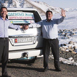 Бабанов УКМКнын тили менен айтканда «кармалдыбы» же «камалдыбы» айтор, Ташиевди дагы алдап койбойт бекен ыя?