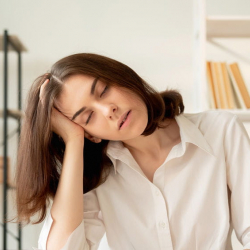 Названы причины хронической усталости