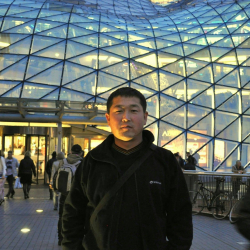 Асейин Саралаев: «Кемпирлер автобус күтүп өлсүн, 100 сомго алып барам» деген сыяктуу сөздөр бул саботаж жана айбандыктын жеткен чеги!»