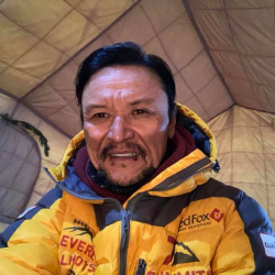 Адил Турдукулов: 