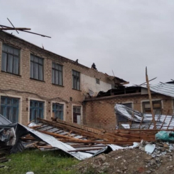 Кыргызстанда 245 мектеп авариялык абалда