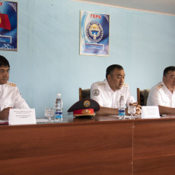 Улан Ниязбеков Ысык-Көл милициясынын жетекчилиги менен кеӊешме өткөрдү