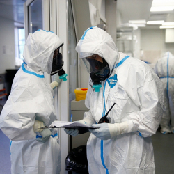 Эки жерде бош орун жок. Коронавирусту дарылаган ооруканалардын тизмеси