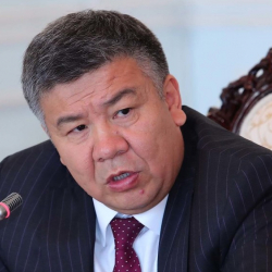 Алмамбет Шыкмаматов: «Министрлер кабинетинде 250 инвестициялык долбоор бар»