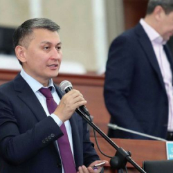 Шаардык мурдагы депутат Пирматовду камакта калтырды