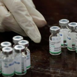 Министрлик вакциналардын эффективдүүлүгүн айтты