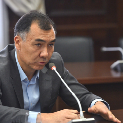 Равшан Жээнбеков, общественный деятель: «На данный момент нам не удалось наладить внешнюю политику»